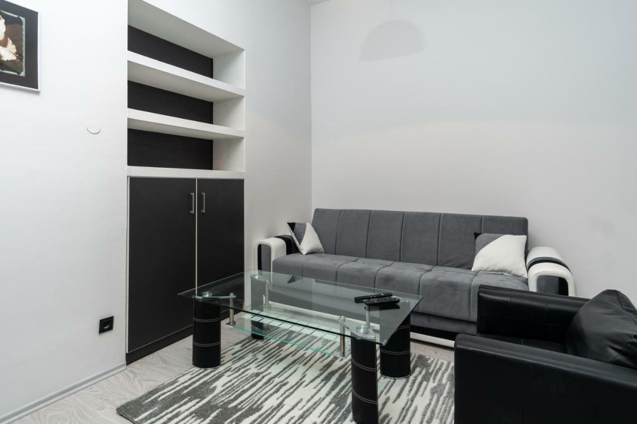 Apartman Ambasador Zagabria Esterno foto